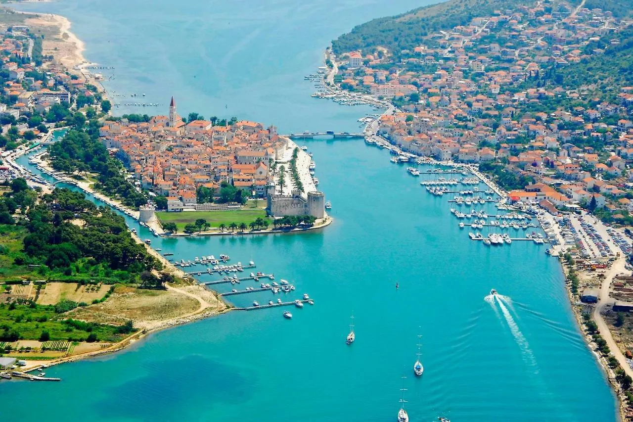 Apartment Apartman Adriatic Trogir